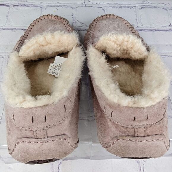 UGG Dakota Slippers - Picture 6 of 9